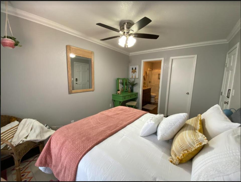 Private Bedroom Suite - Communal House Near Integris Oklahoma City Exterior photo